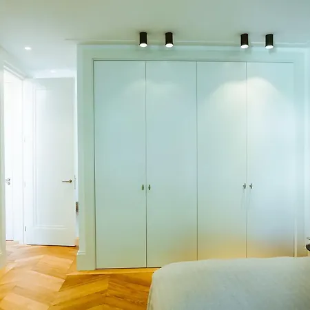 Grand Apartment